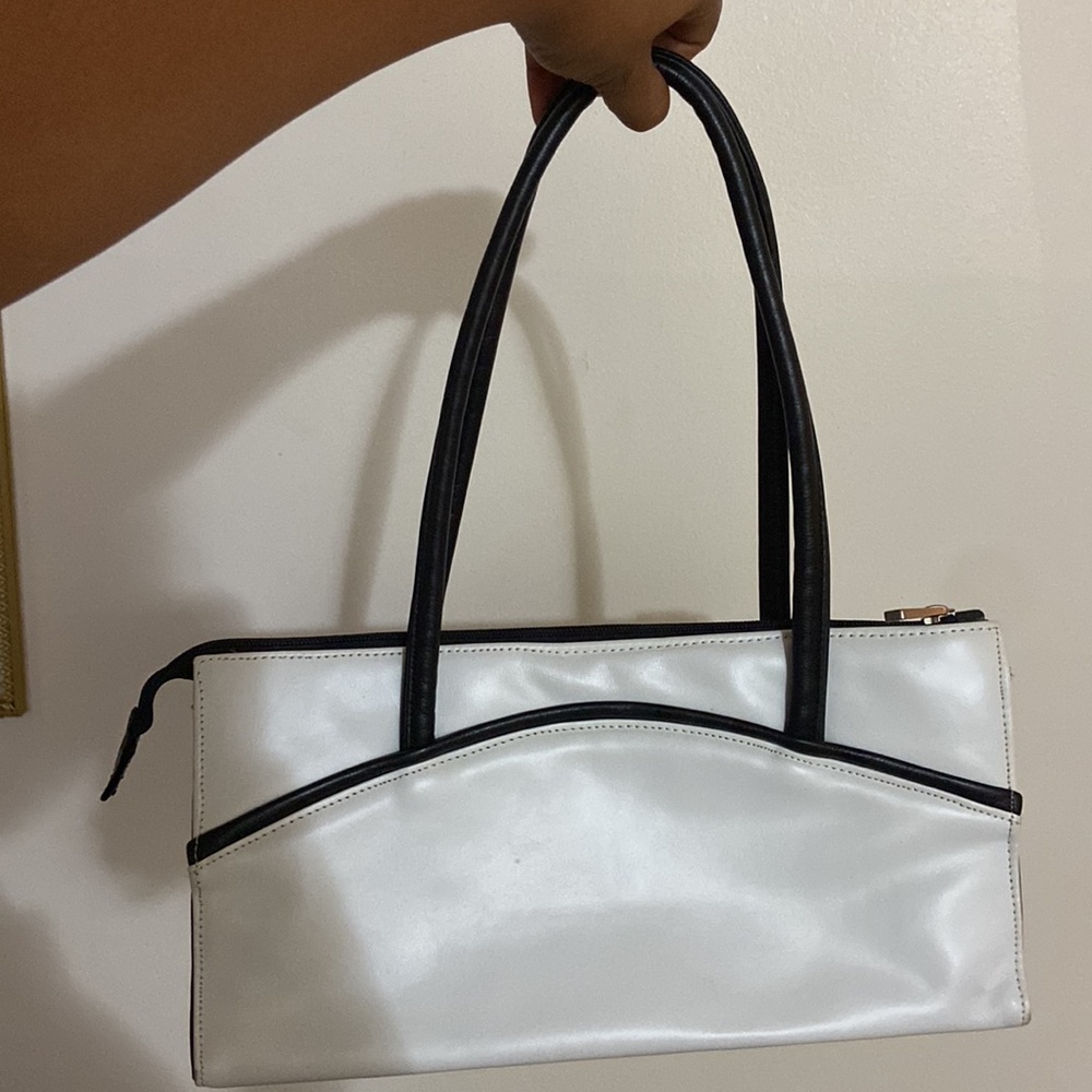 Black And White Rectangular Purse - image 2